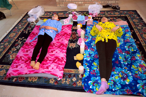 Relaxing Side By Side With Kids Facials And Candles Relaxing Side By Side With Kids Facials And Candles