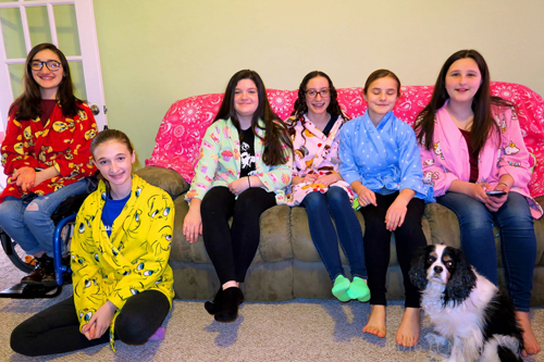 Someone Blinked In The Girls Spa Group Pic! Someone Blinked In The Girls Spa Group Pic!