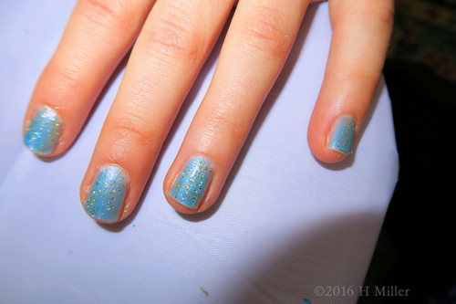 Such Cute Sparkles For The Kids Mani! Such Cute Sparkles For The Kids Mani!