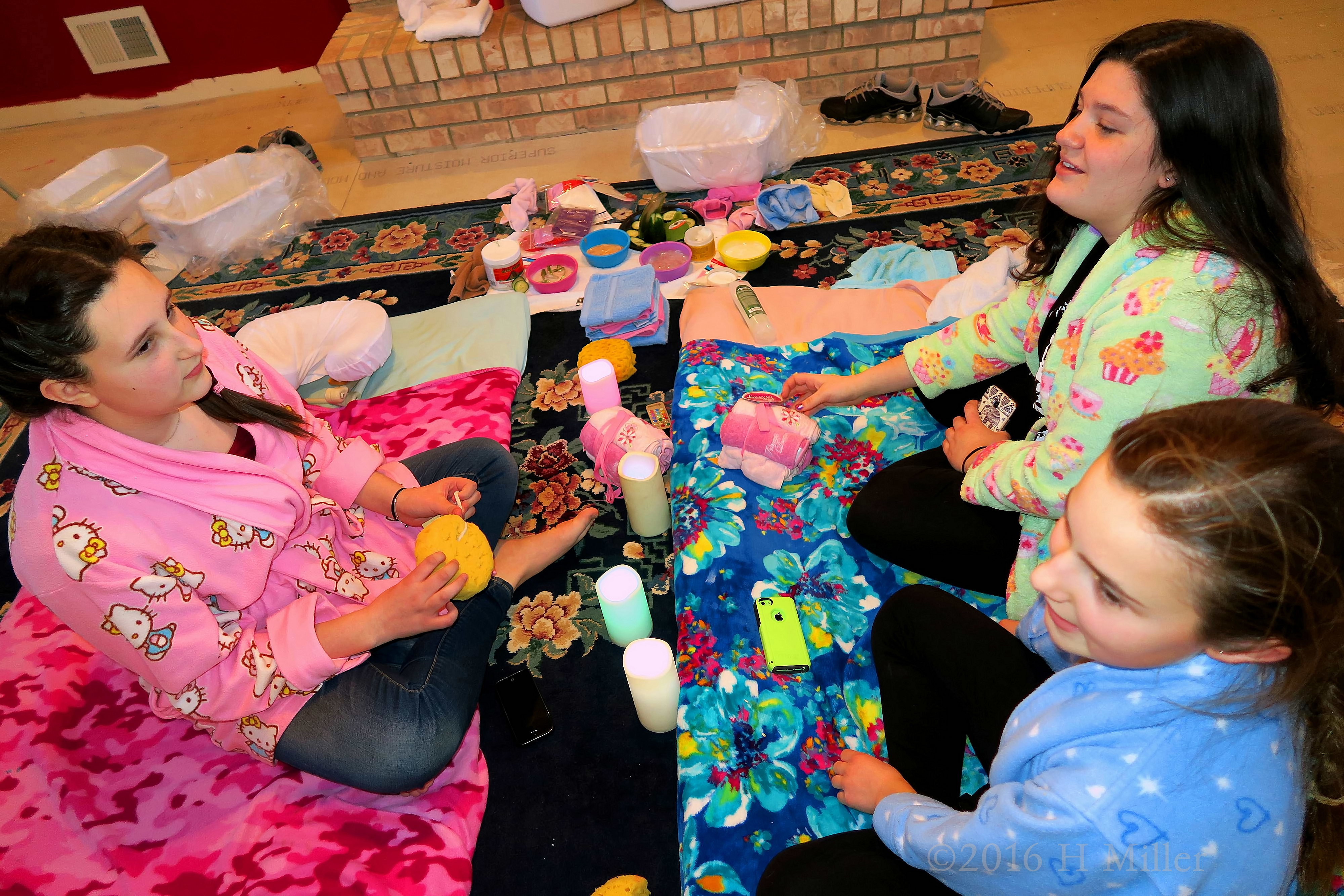 Chatting Around The Kids Facial Area. Chatting Around The Kids Facial Area.