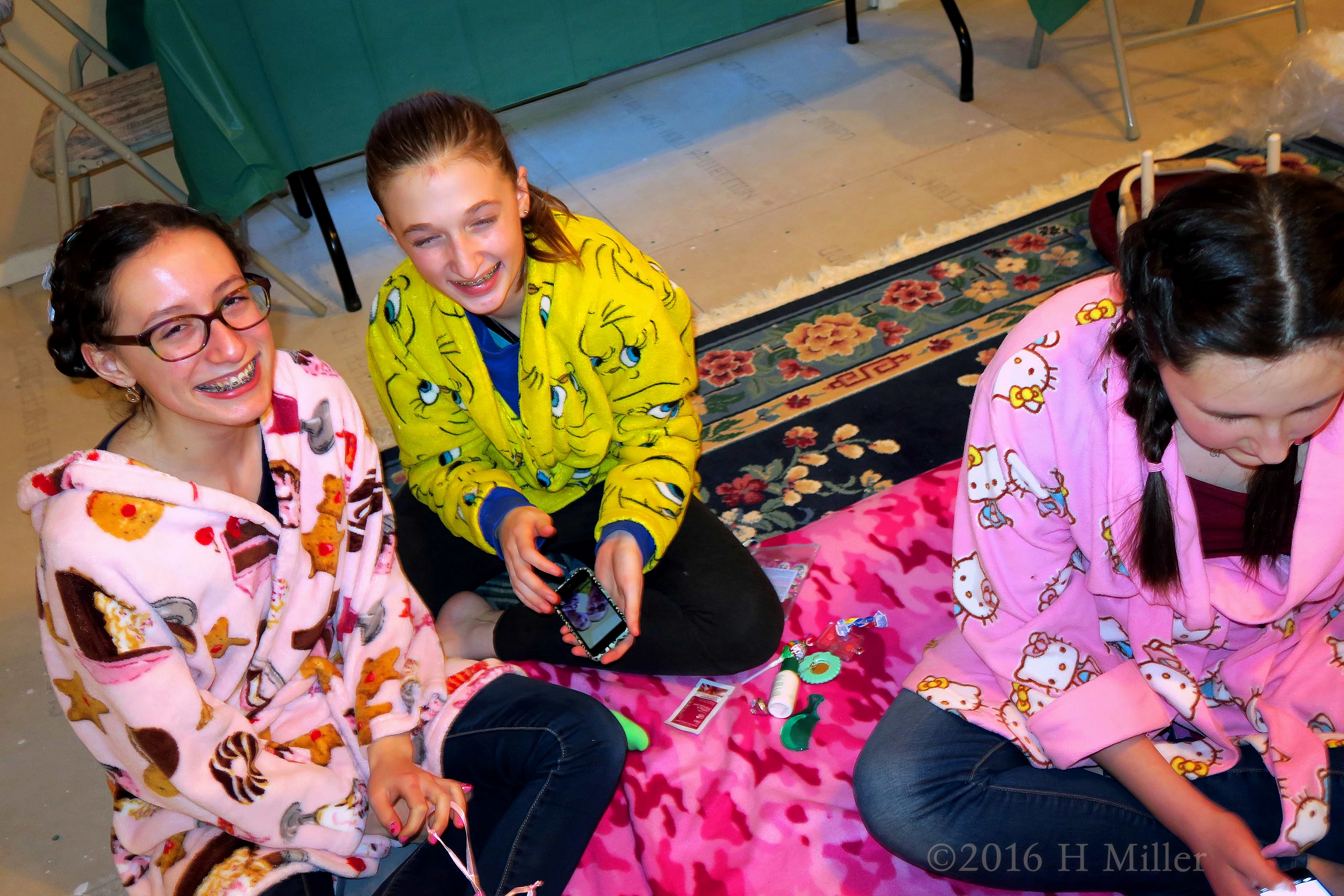 Happy And Smiling During Her Kids Party! Happy And Smiling During Her Kids Party!
