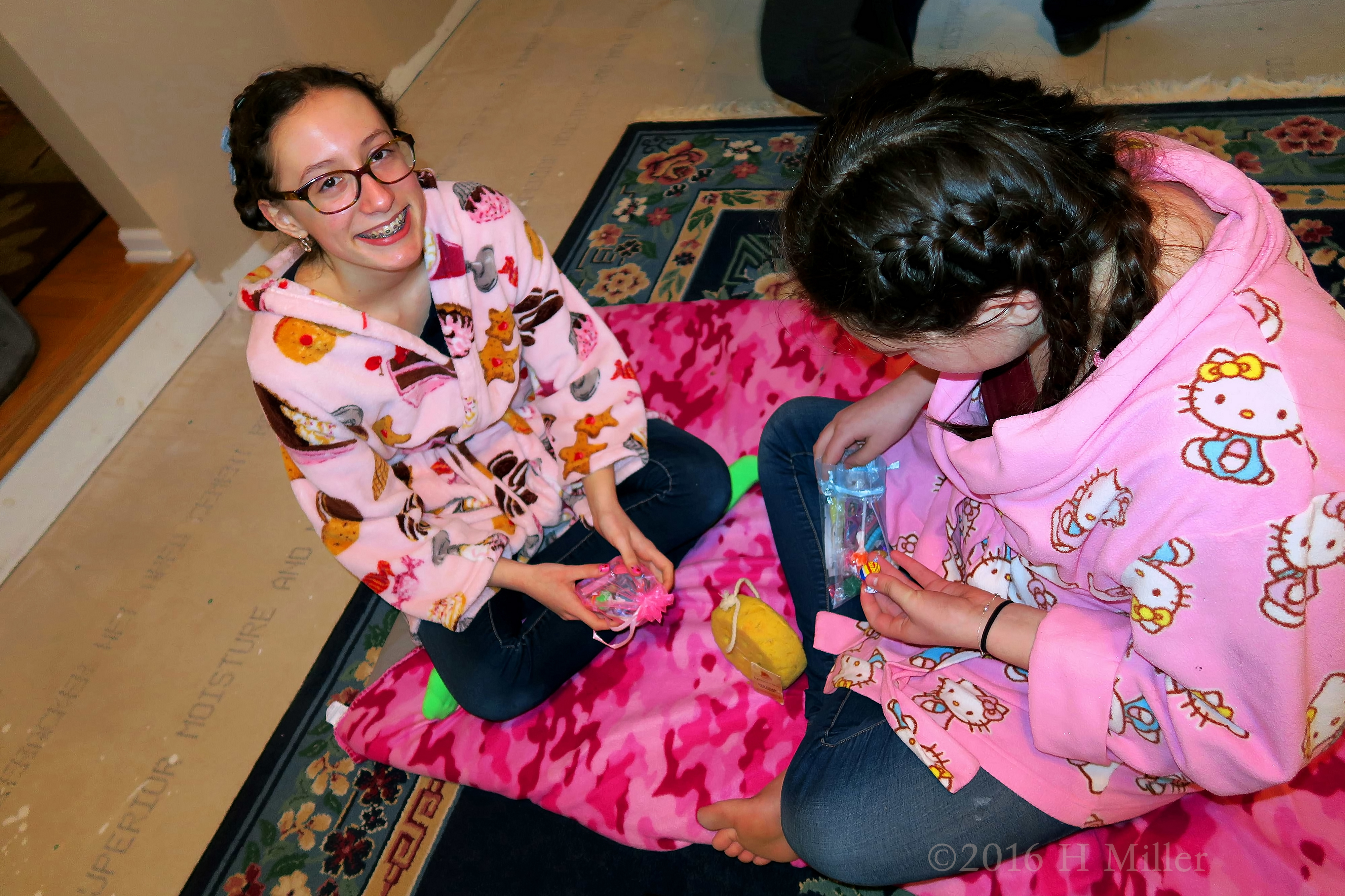 Kimmy And Her Friend Open Their Gift Bags! Kimmy And Her Friend Open Their Gift Bags!