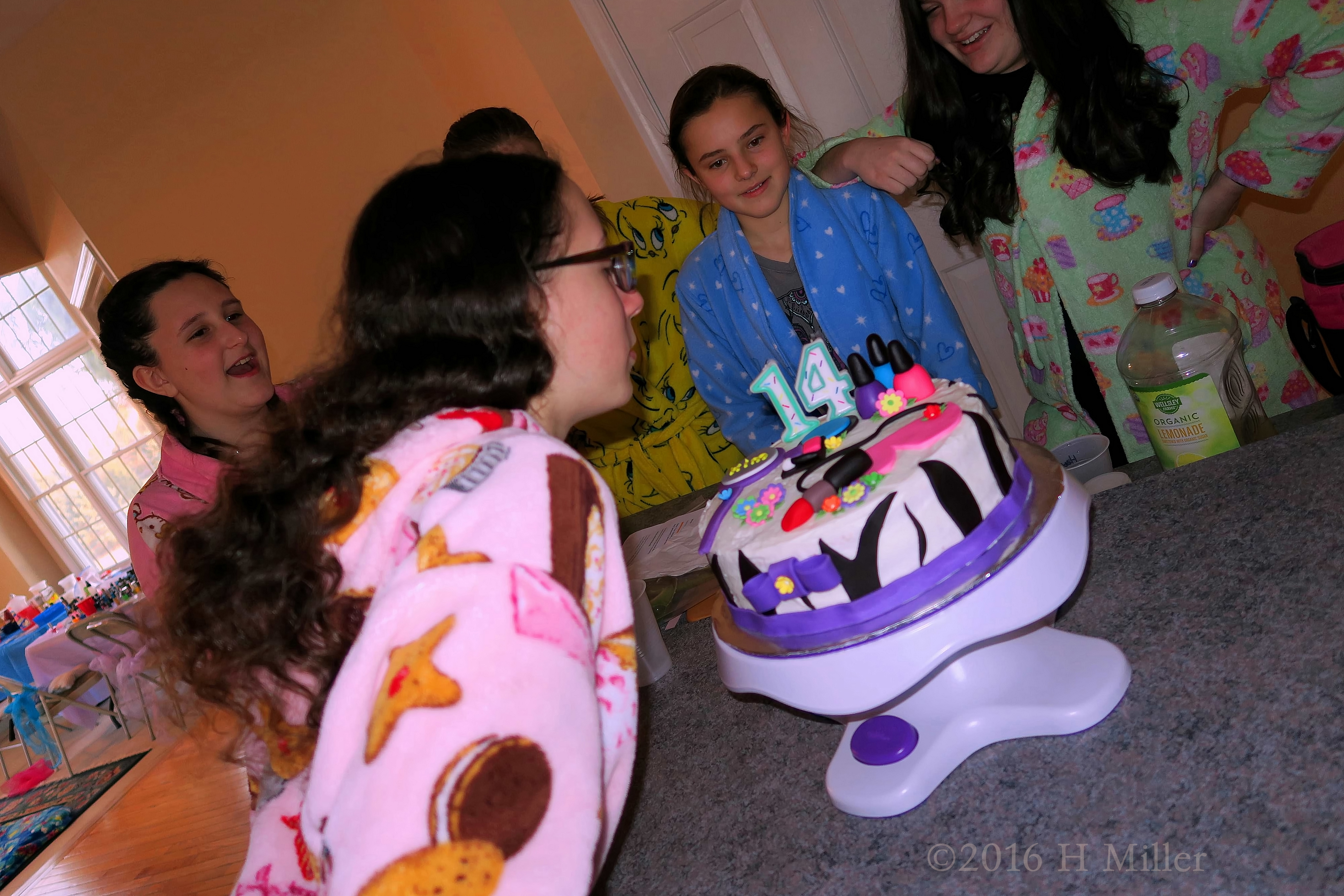 Make A Wish, Spa Birthday Girl! Make A Wish, Spa Birthday Girl!