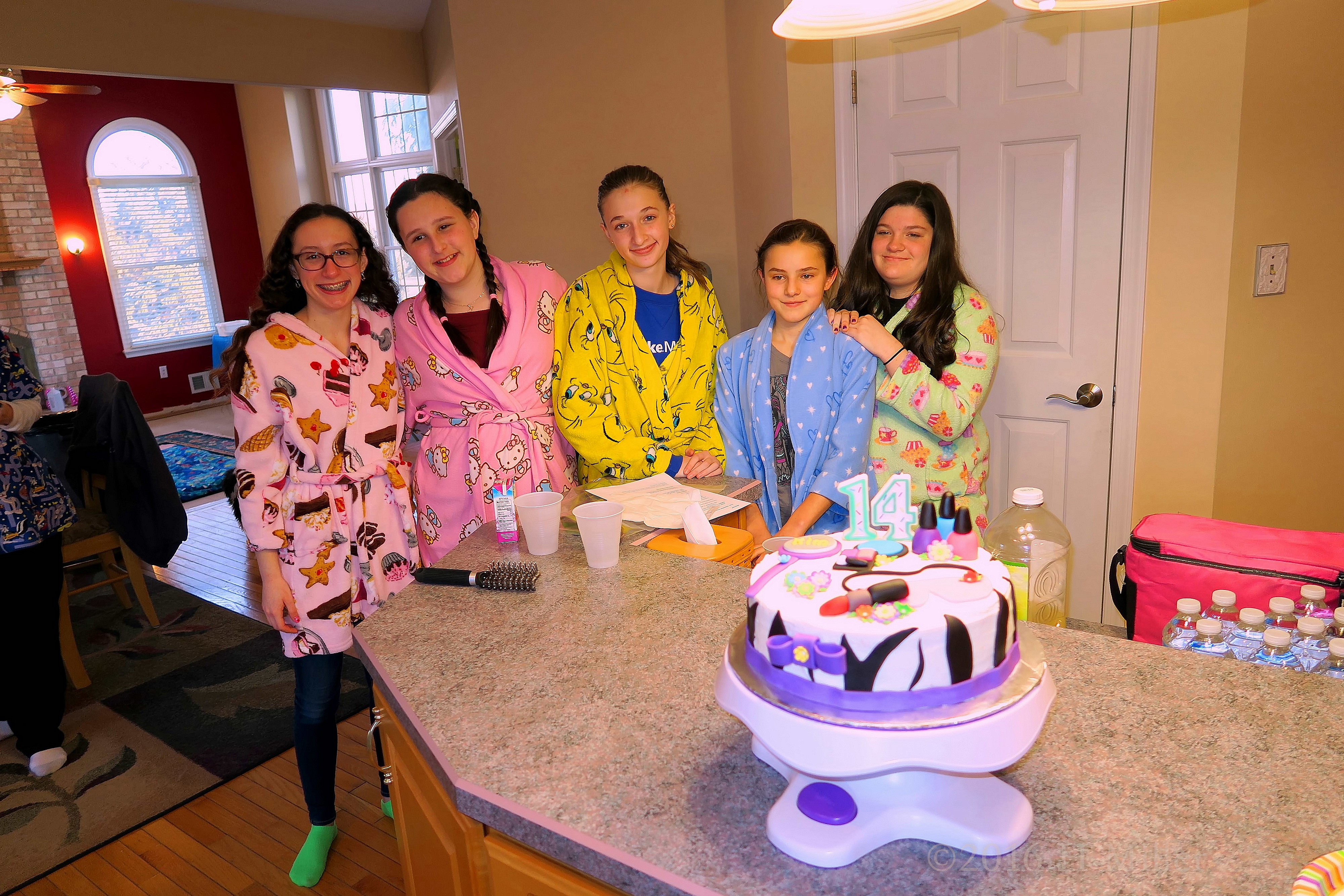 Smiles All Around The Spa Birthday Cake! Smiles All Around The Spa Birthday Cake!