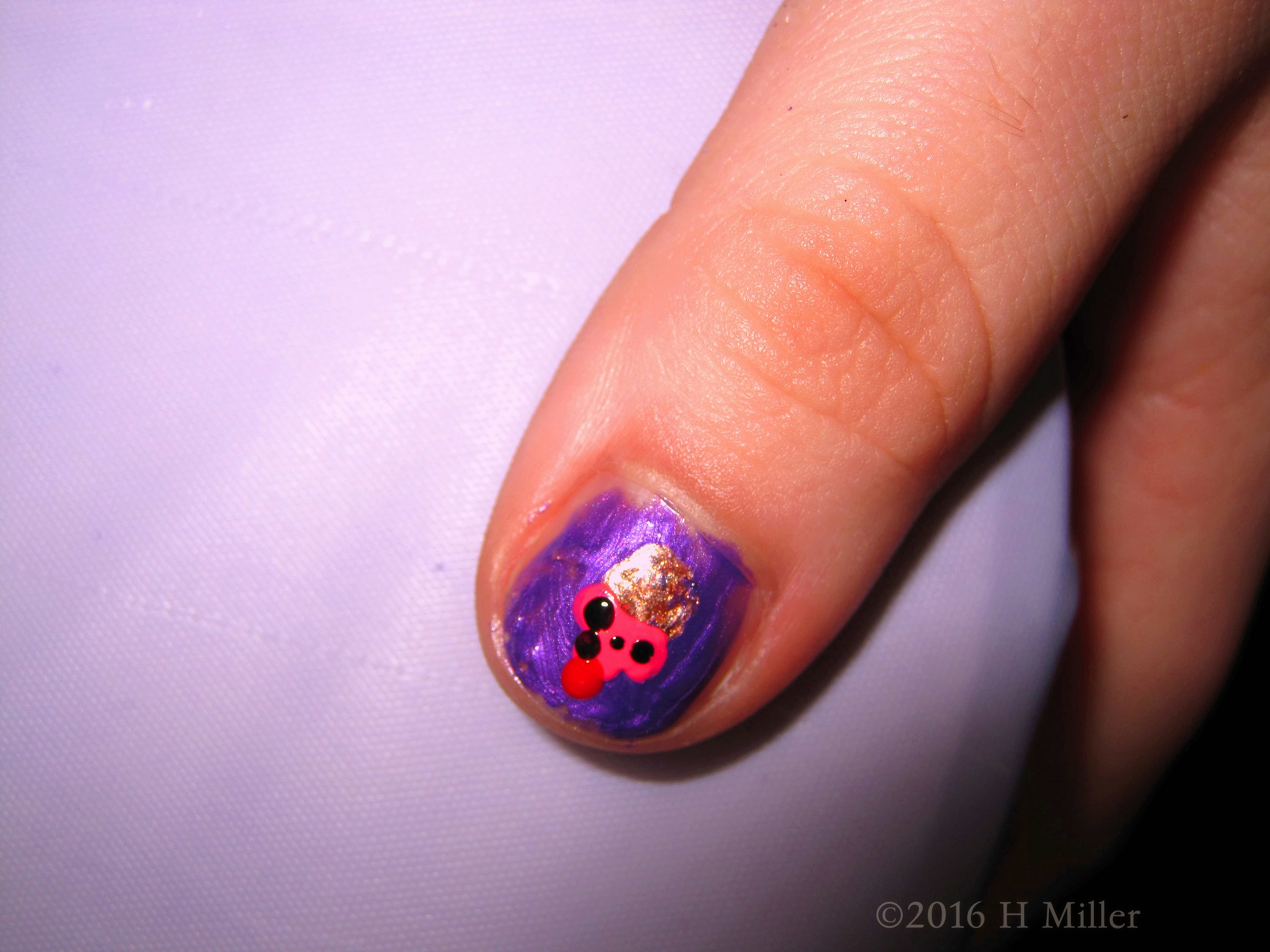 Sweet Treat For Her Kids Mani! 4