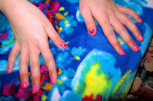 Adorable Pink Pig Kids Nail Designs!