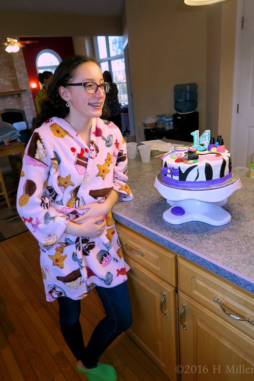 Kimmy And Her Spa Themed Birthday Cake! Kimmy And Her Spa Themed Birthday Cake!