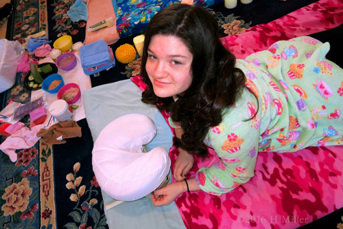 Relaxed From Her Kids Massage! Relaxed From Her Kids Massage!