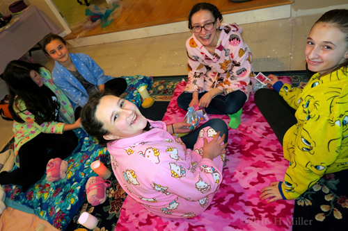 Super Happy With The Spa Birthday Party Treats! Super Happy With The Spa Birthday Party Treats!