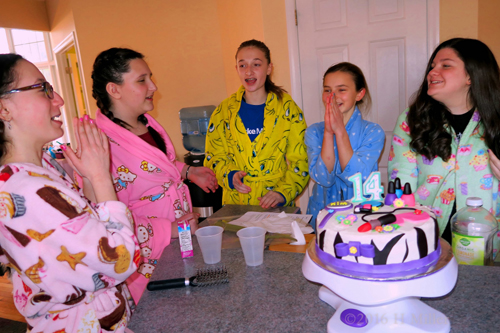 The Girls Singing Happy Birthday! The Girls Singing Happy Birthday!