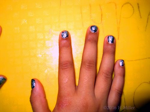 Silvery Mini Mani Silvery Mini Mani