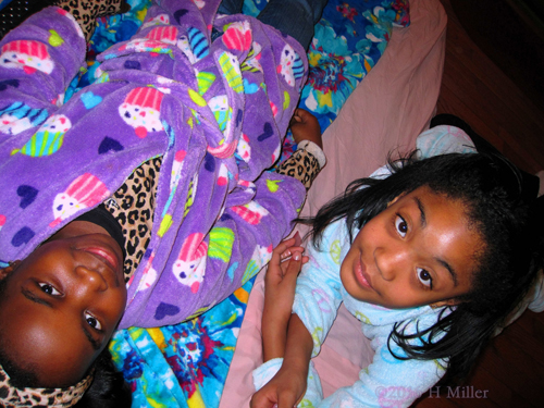 Facials With Friends Is The Best! Facials With Friends Is The Best!