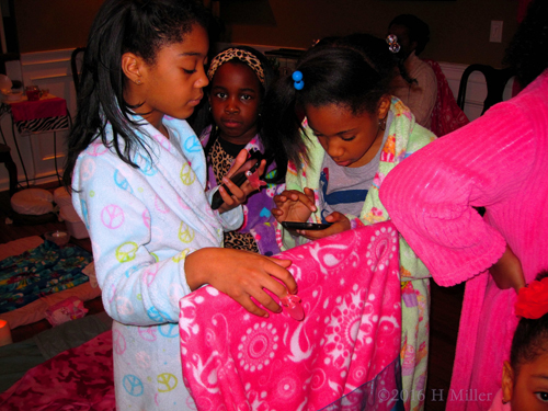 Hanging Out During The Girls Spa Party Hanging Out During The Girls Spa Party