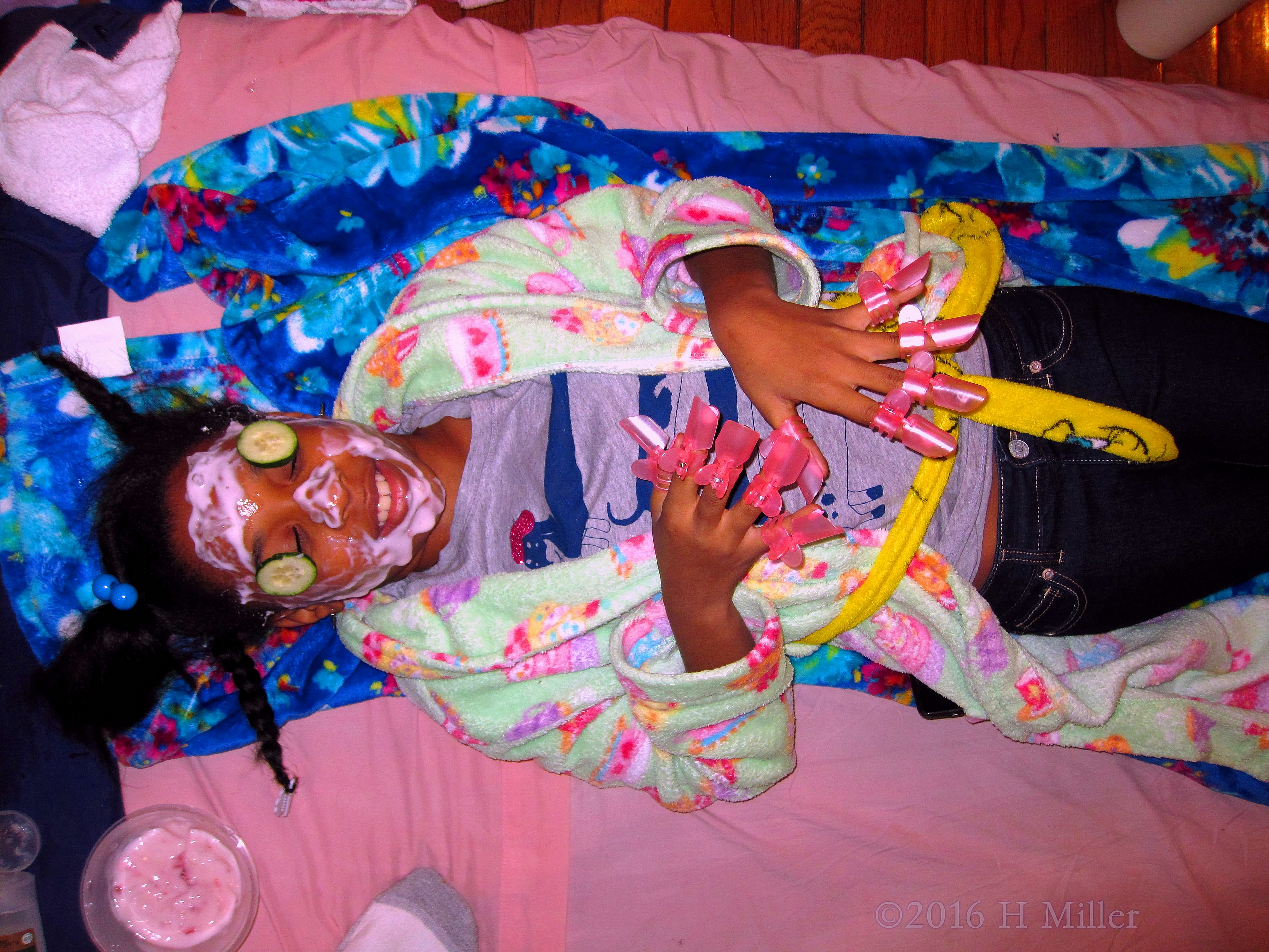 Having Fun During Facials! Having Fun During Facials!