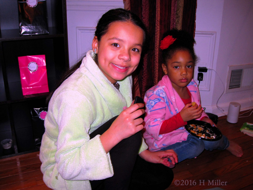 Hanging Out With Friends During The Spa Party Hanging Out With Friends During The Spa Party