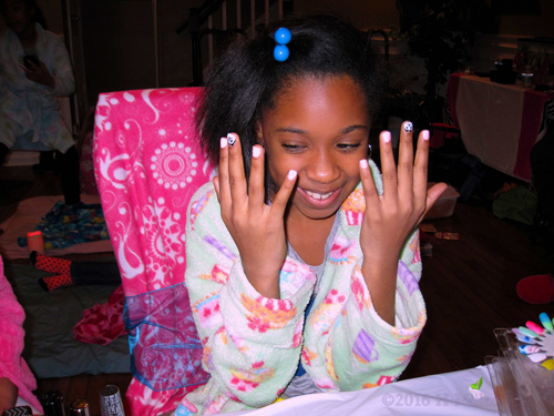 She Loves Her New Mini Manicur She Loves Her New Mini Manicur