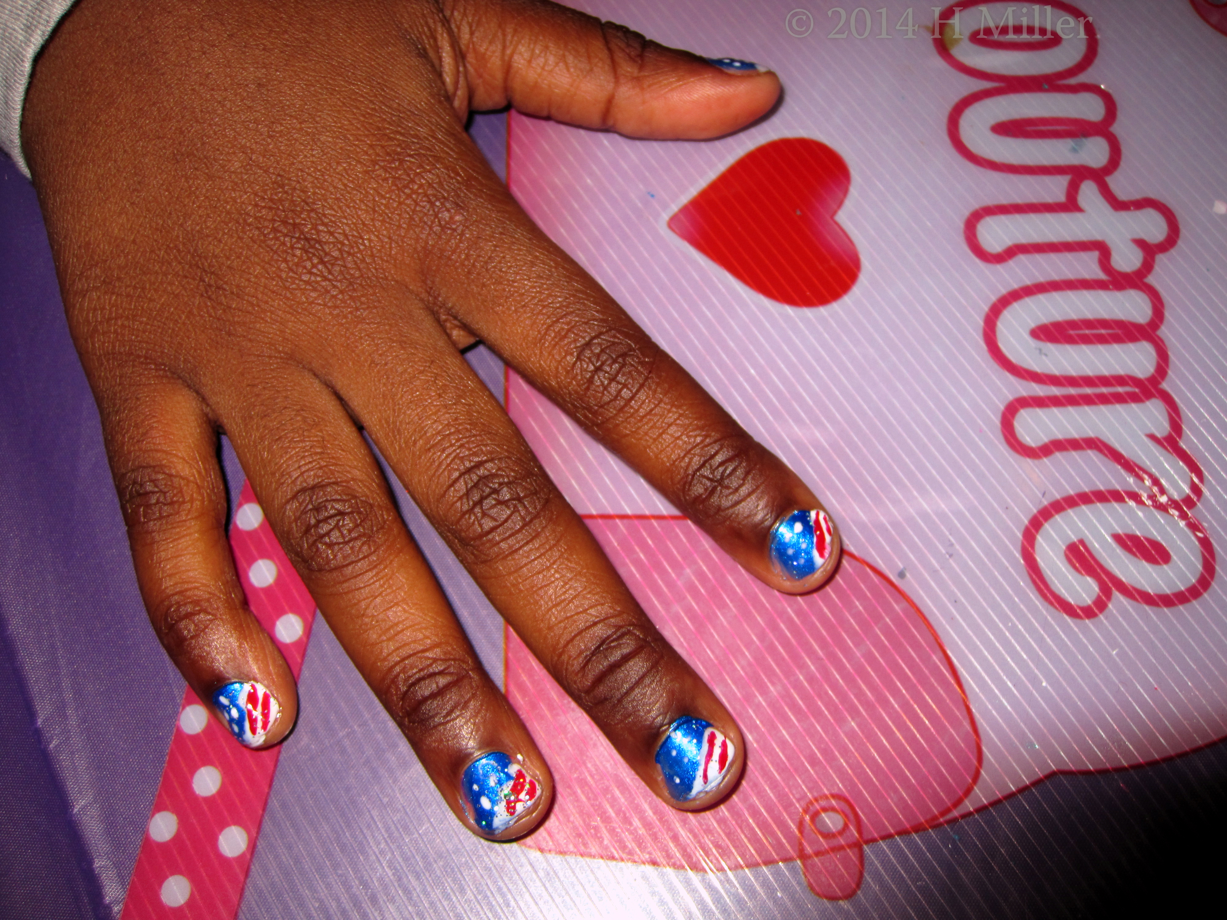 Mani Design Of American Flags Using Metallic Blue! Crazy Effect! 