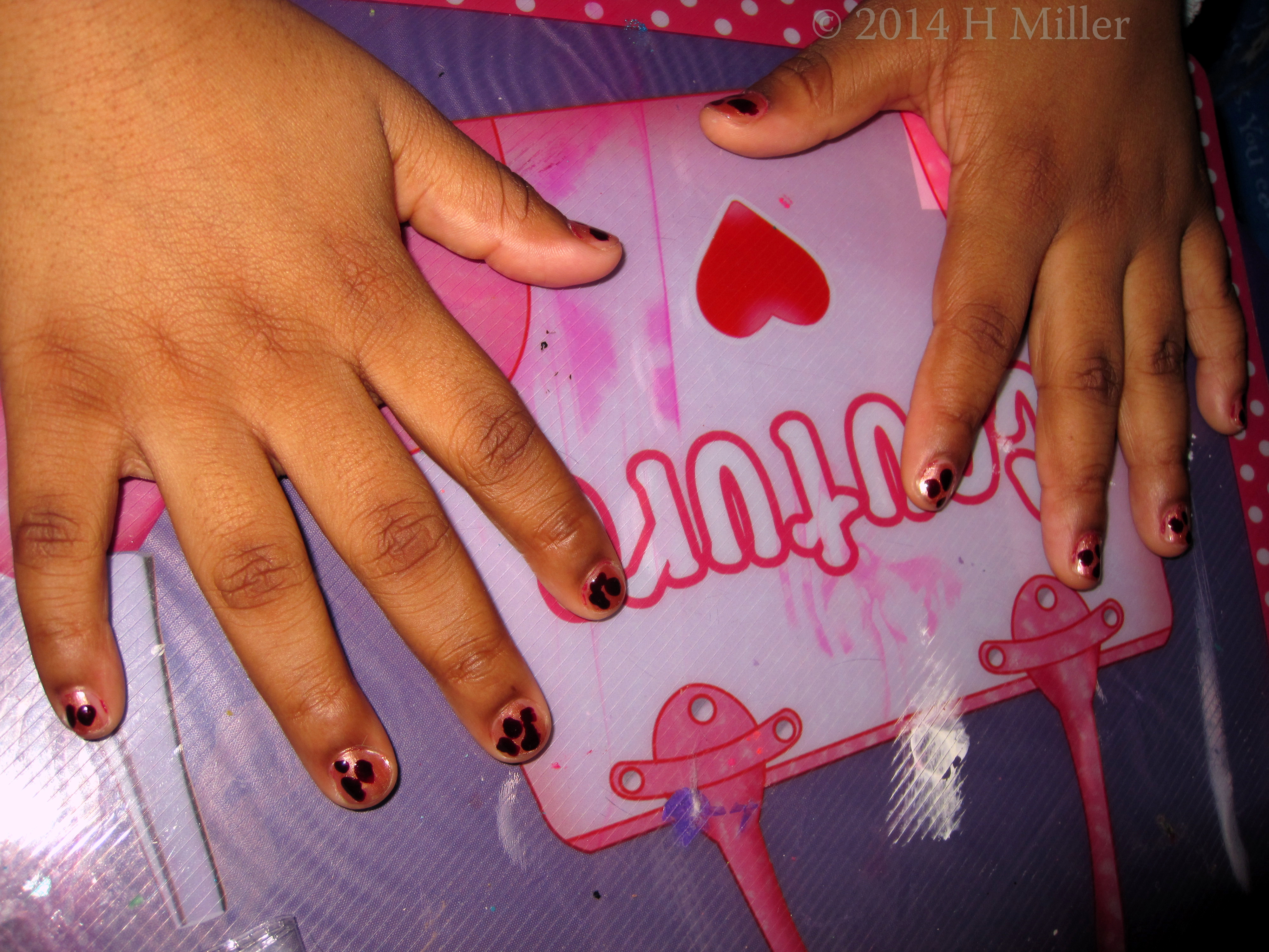 Tween Nail Art Leopard Spots. Tween Nail Art Leopard Spots.