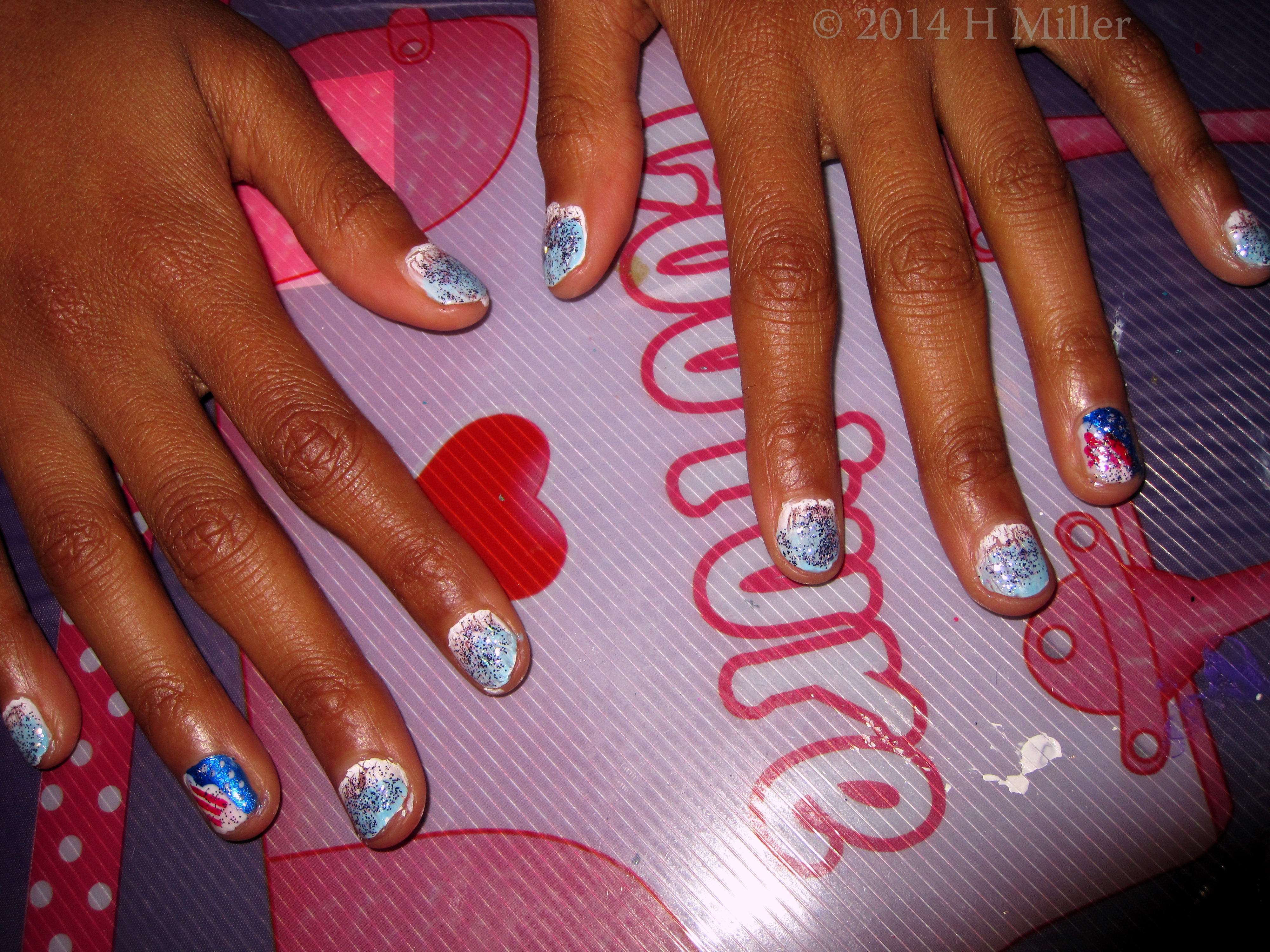 Kids Spa Party Nail Art! OPI Shatter Ombre With Flag Motif. Kids Spa Party Nail Art! OPI Shatter Ombre With Flag Motif.
