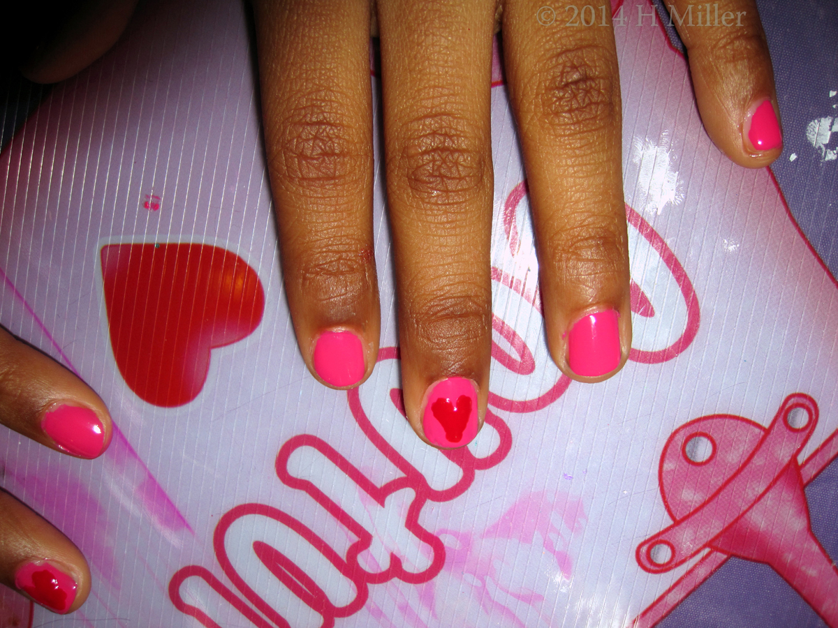 Hot Pink Nail Art With A Heart. 