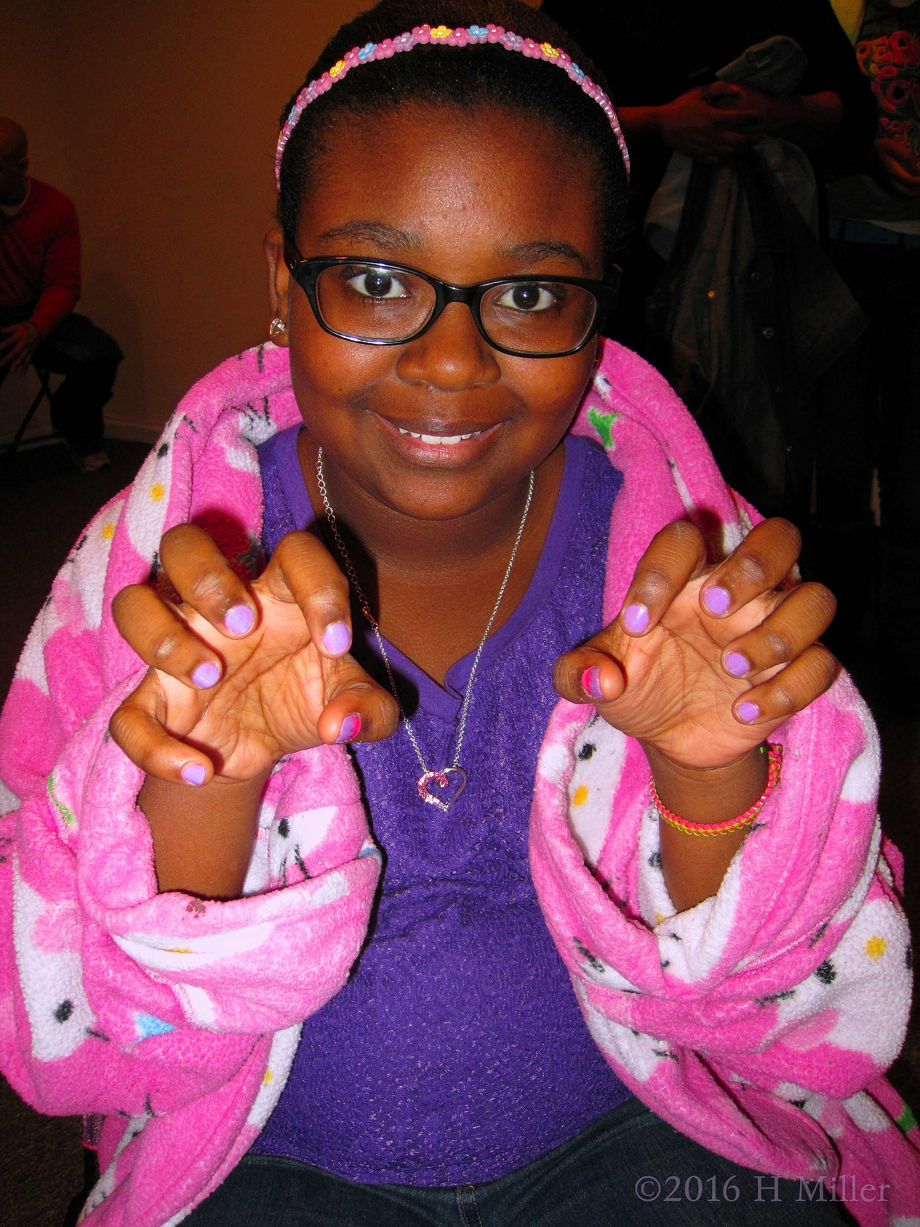 She's Loving Her Kids Spa Mini Manicure! 