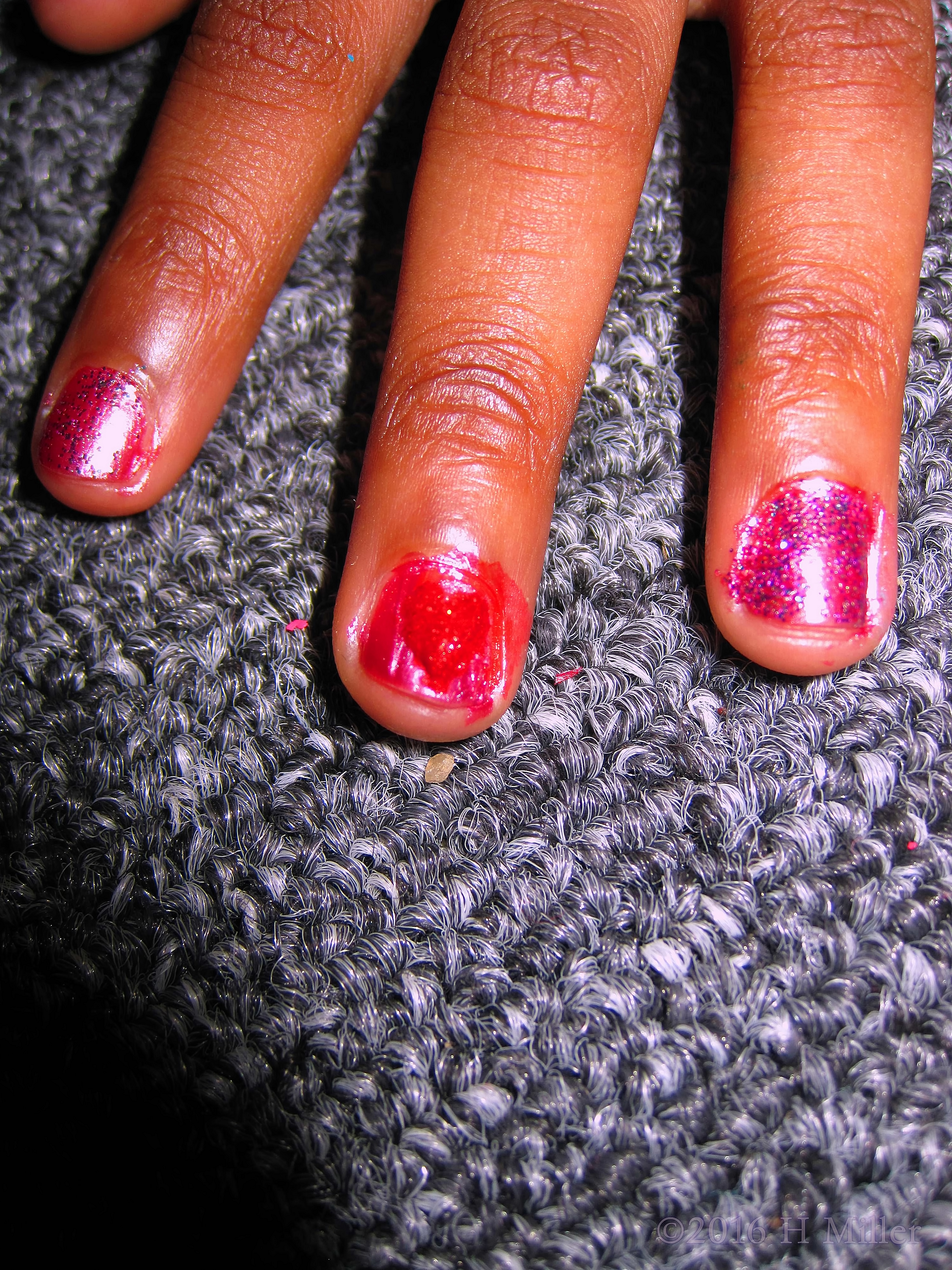 Sparkly Pink Mini Mani Sparkly Pink Mini Mani