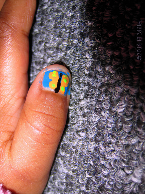 Pretty Orange Butterfly Nail Art Pretty Orange Butterfly Nail Art