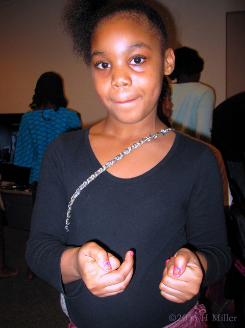 Showing Off Her Sweet New Mini Mani Showing Off Her Sweet New Mini Mani