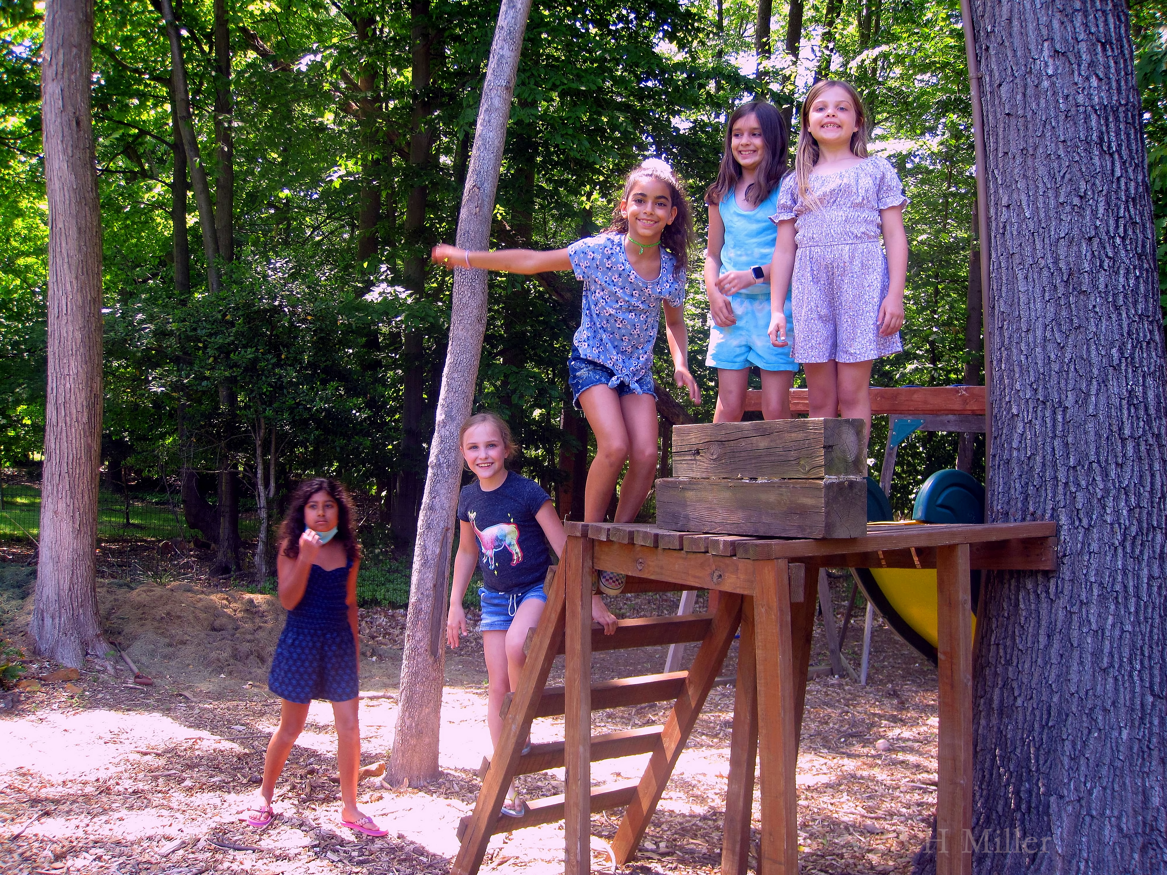 Laura's 9th Kids Spa Birthday Party Laura's 9th Kids Spa Birthday Party