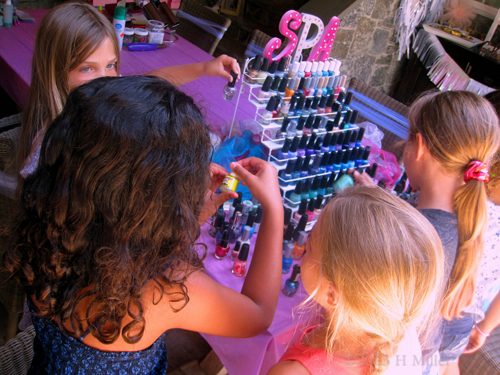 Laura's 9th Kids Spa Birthday Party Laura's 9th Kids Spa Birthday Party