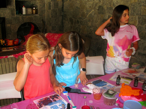 Laura's 9th Kids Spa Birthday Party Laura's 9th Kids Spa Birthday Party