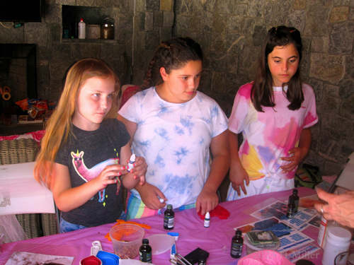 Laura's 9th Kids Spa Birthday Party Laura's 9th Kids Spa Birthday Party