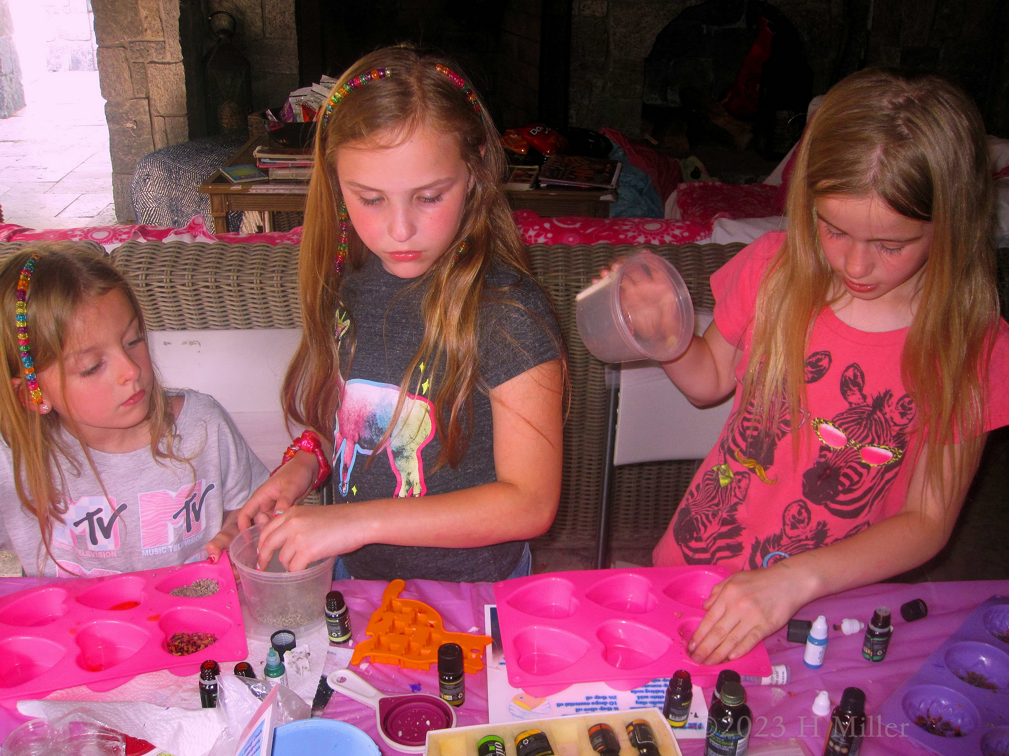 Laura's 9th Kids Spa Birthday Party Laura's 9th Kids Spa Birthday Party