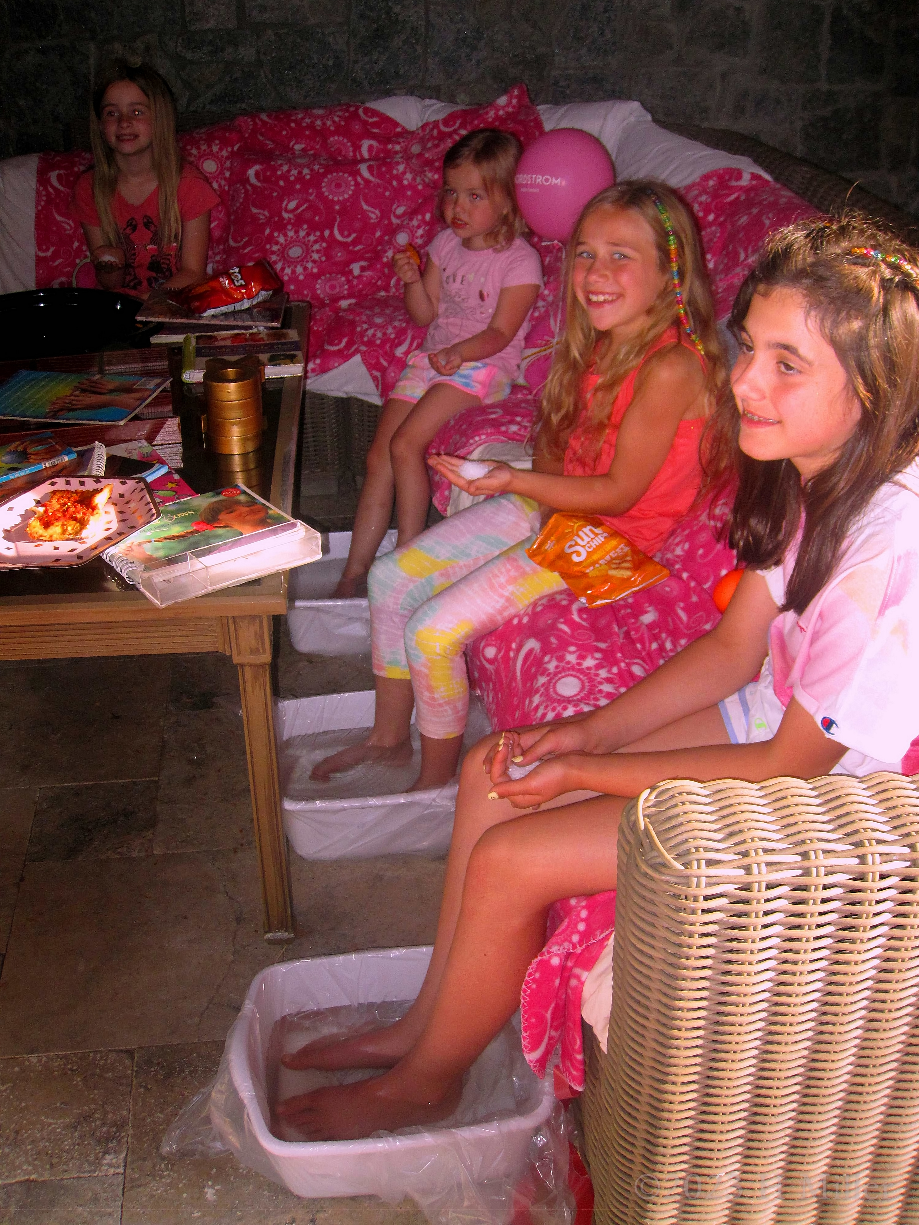 Laura's 9th Kids Spa Birthday Party Laura's 9th Kids Spa Birthday Party