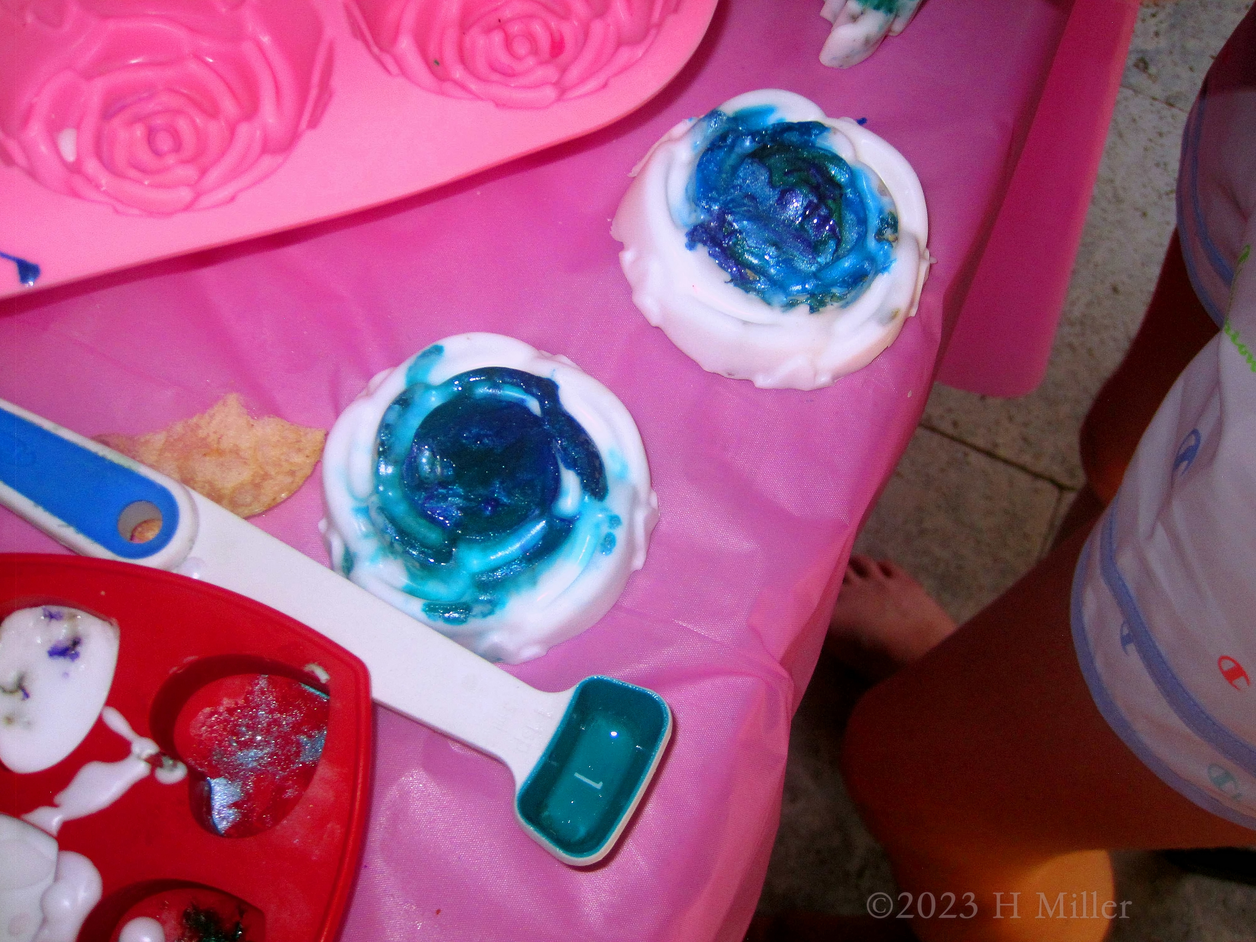 Laura's 9th Kids Spa Birthday Party Laura's 9th Kids Spa Birthday Party