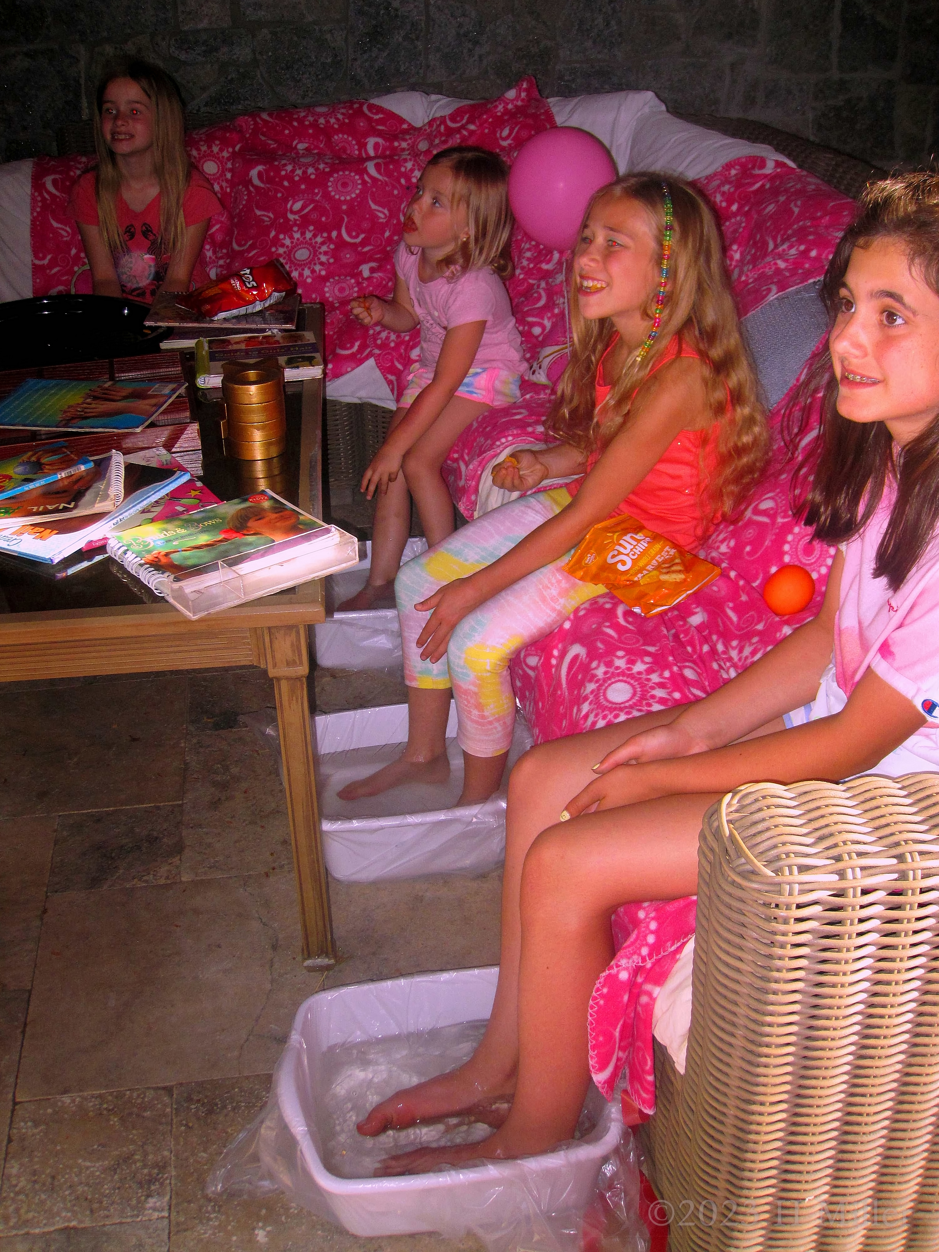 Laura's 9th Kids Spa Birthday Party Laura's 9th Kids Spa Birthday Party