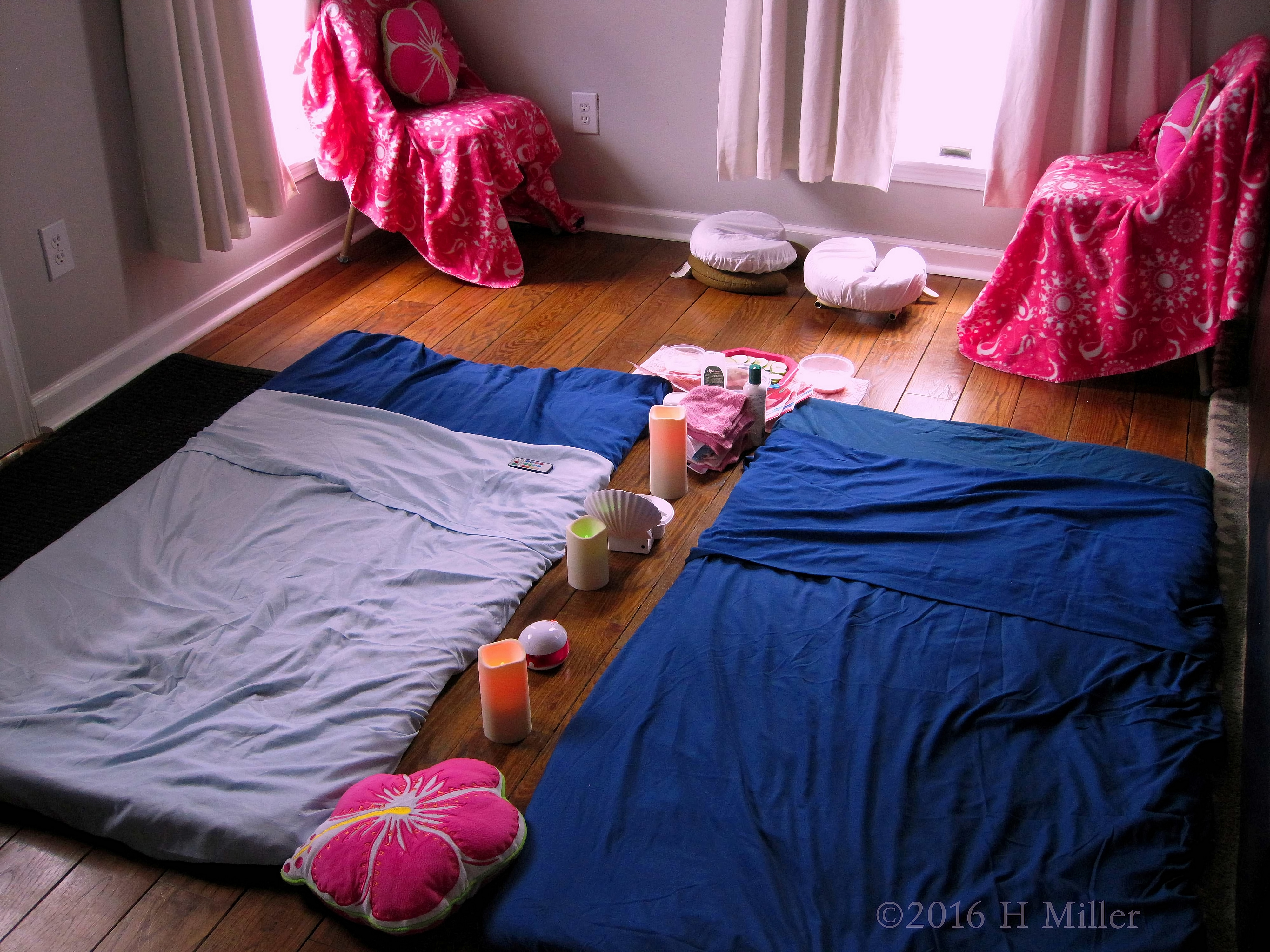 Comfy Facial And Massage Area Comfy Facial And Massage Area