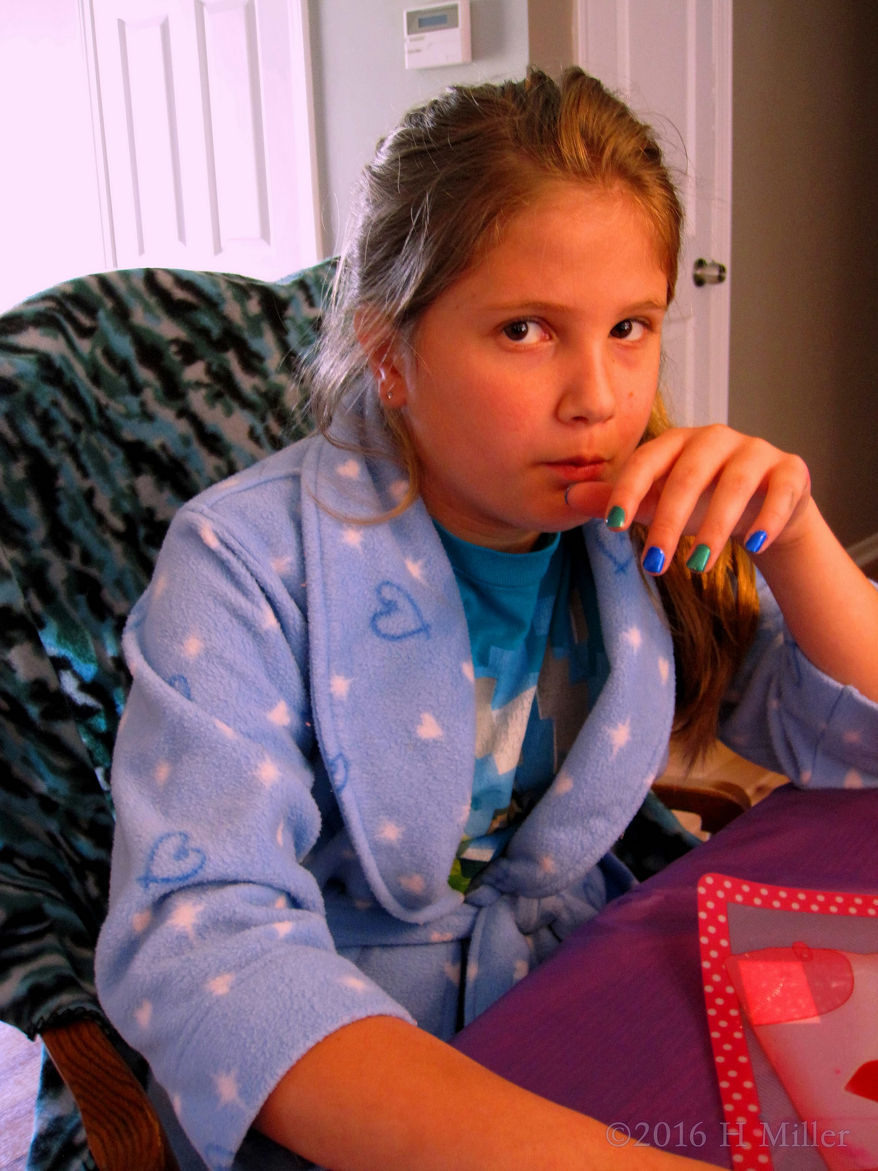 Mini Manicures At Parties Is Fun! Mini Manicures At Parties Is Fun!