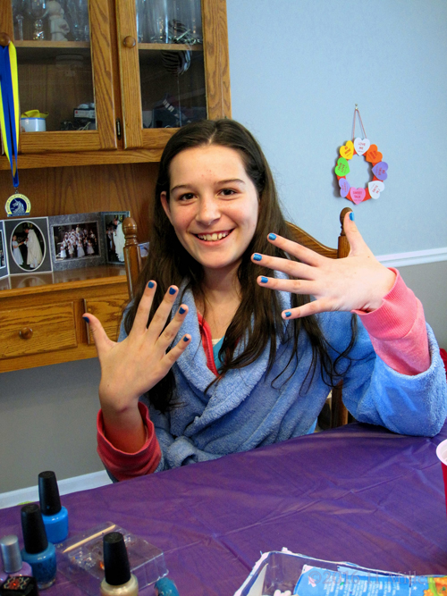 She Loves Her New Girls Spa Manicure!