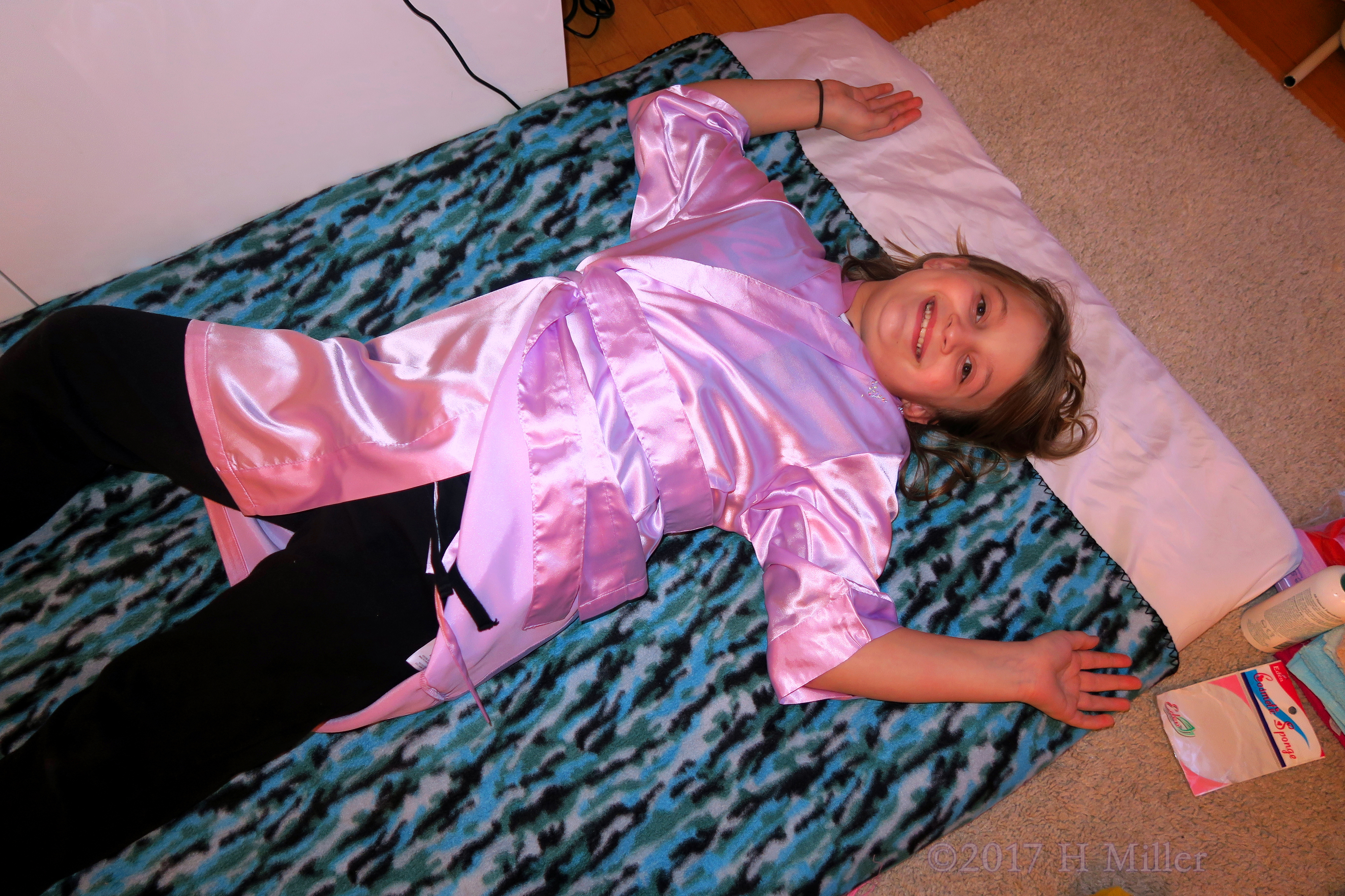 Comfortably Lying On The Mat To Get Started With Her Facial For Girls! Comfortably Lying On The Mat To Get Started With Her Facial For Girls!