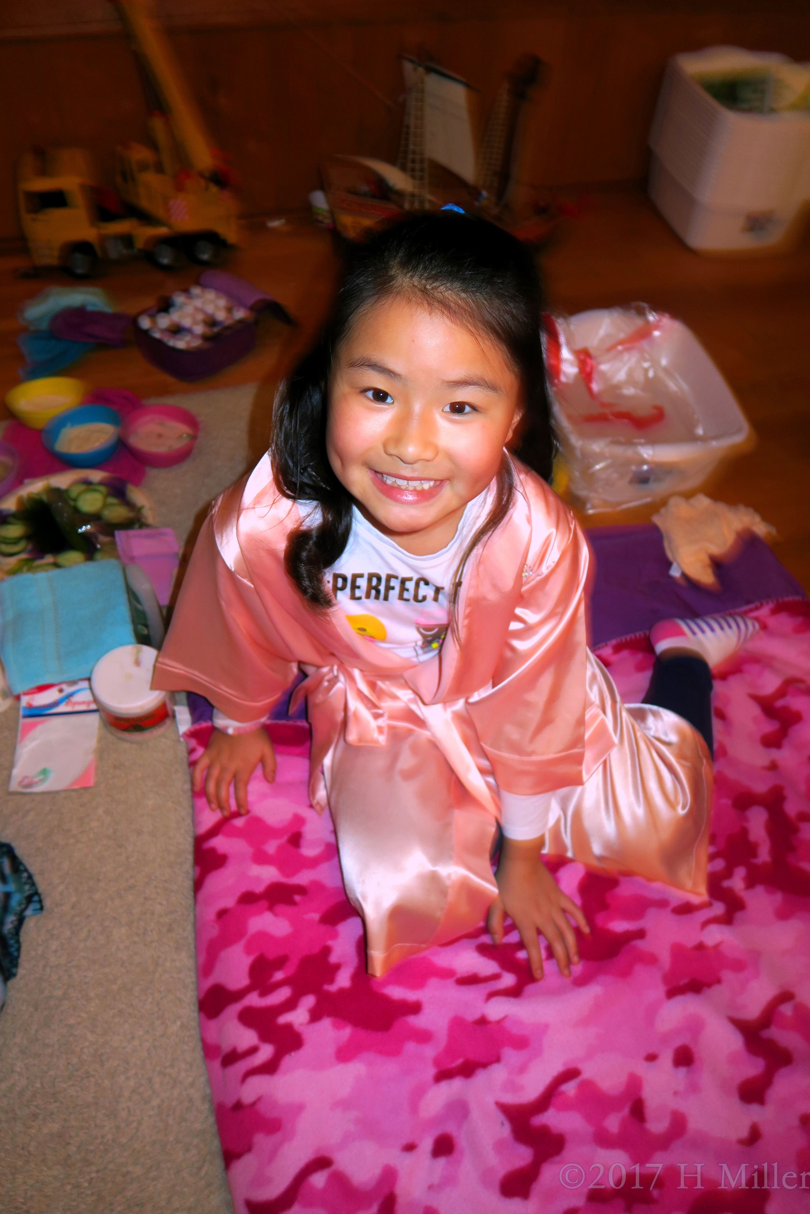 Filled With Joy And A Big Smile After Getting Her Kids Facial! Filled With Joy And A Big Smile After Getting Her Kids Facial!