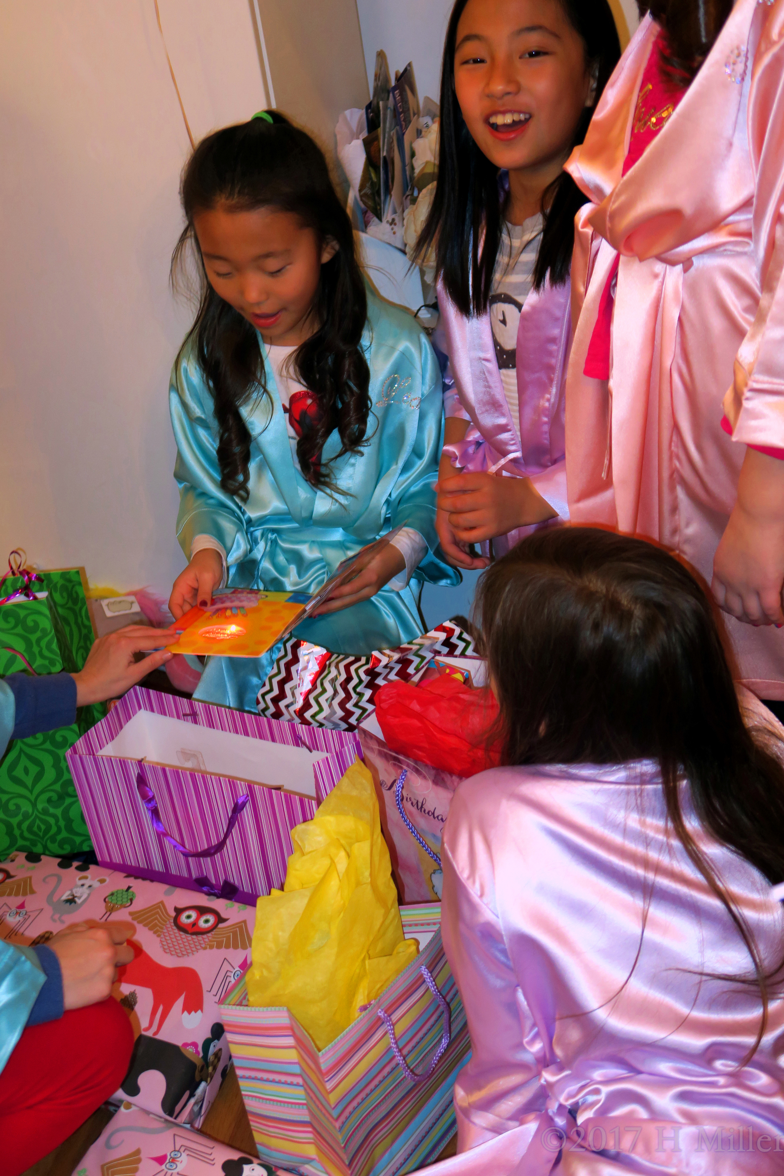 She's Happy To Get Such A Cute Spa Birthday Card! She's Happy To Get Such A Cute Spa Birthday Card!