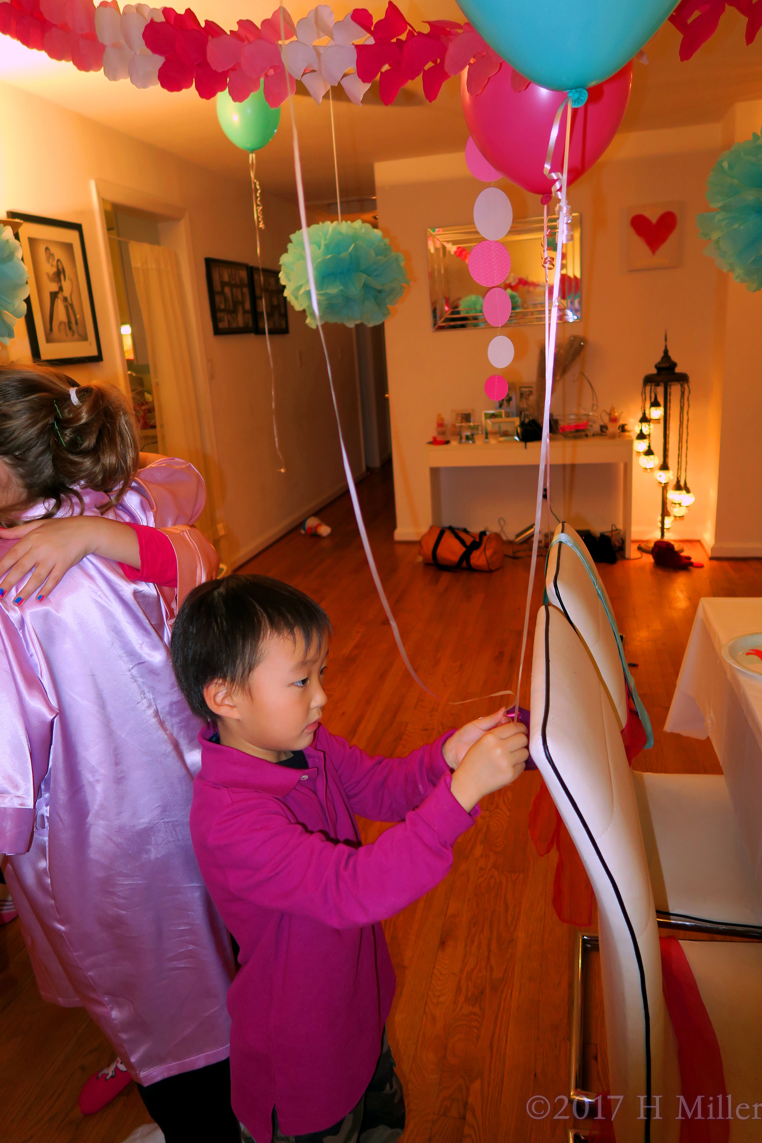 Helium Birthday Balloons For The Kids Birthday Party! Helium Birthday Balloons For The Kids Birthday Party!