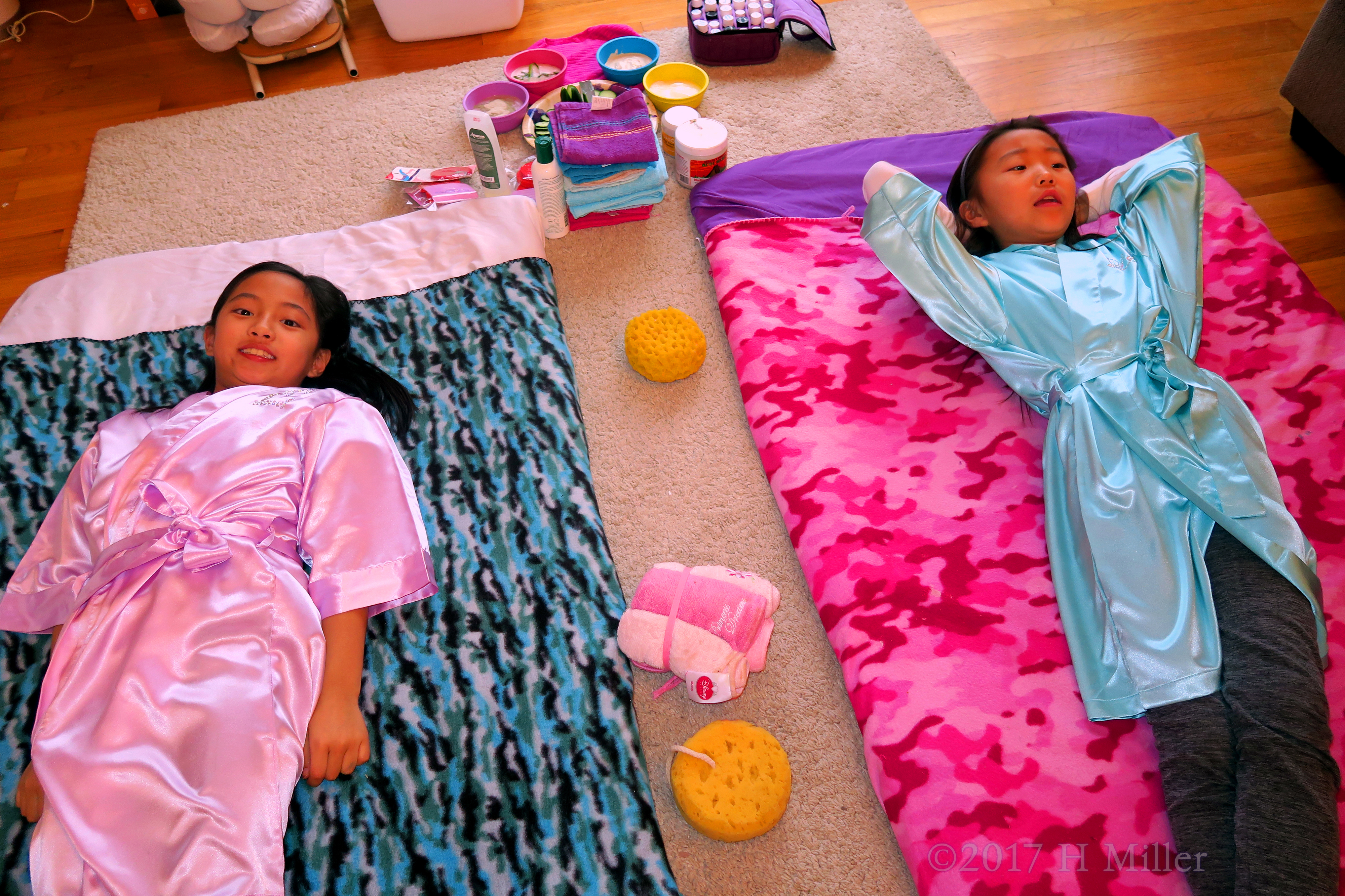 The Girls Getting Comfortable On The Kids Facial Mats! The Girls Getting Comfortable On The Kids Facial Mats!