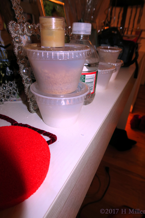 A Closer View Of Kids Crafts From The Spa Party! A Closer View Of Kids Crafts From The Spa Party!