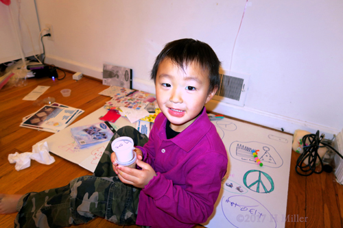 Spa Birthday Card Making Session With All Markers And Stickers. Spa Birthday Card Making Session With All Markers And Stickers.