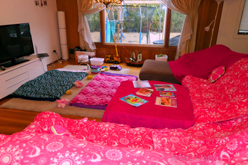 Spa Party Decor Including Throws And Facial Setup For Kids To Enjoy! Spa Party Decor Including Throws And Facial Setup For Kids To Enjoy!