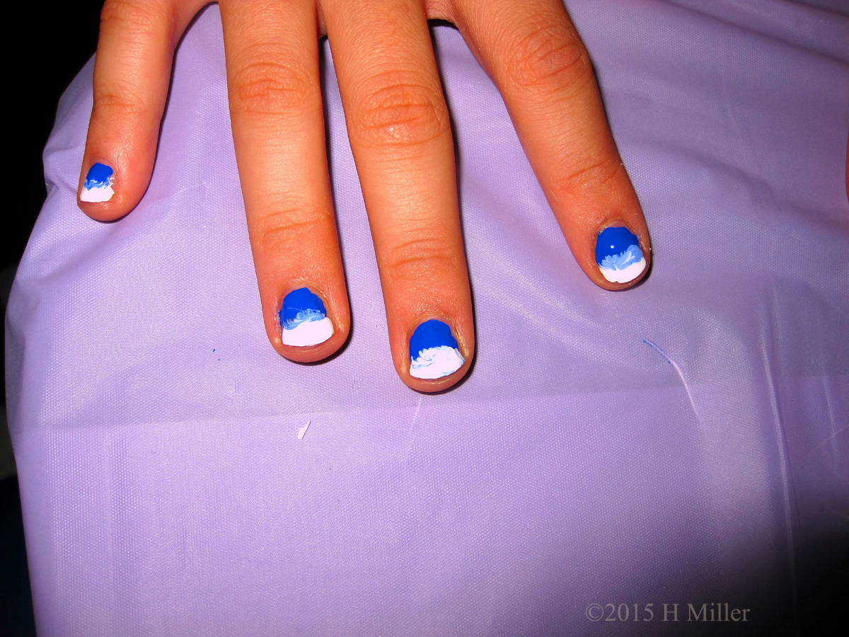 Blue And White CLOUDS Nail Art For Tweens!