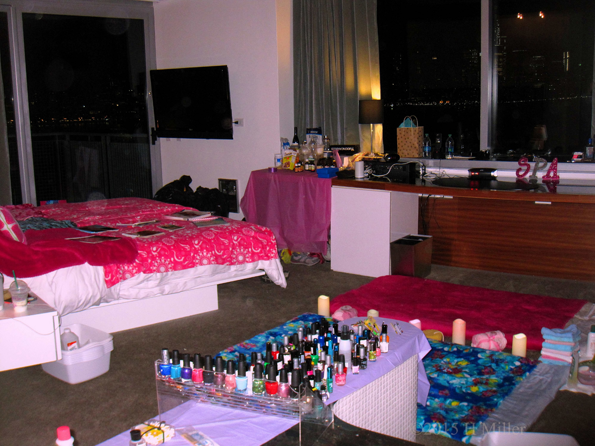 The Hotel Suite Transformed Into A Mobile Kids Day Spa. Well, Evening Spa, In This Case!! 
