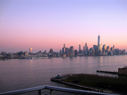Sunset Reflected Onto The NYC Skyscrapers Sunset Reflected Onto The NYC Skyscrapers